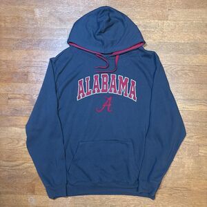 Colosseum Men's Navy and Blue Hoodie